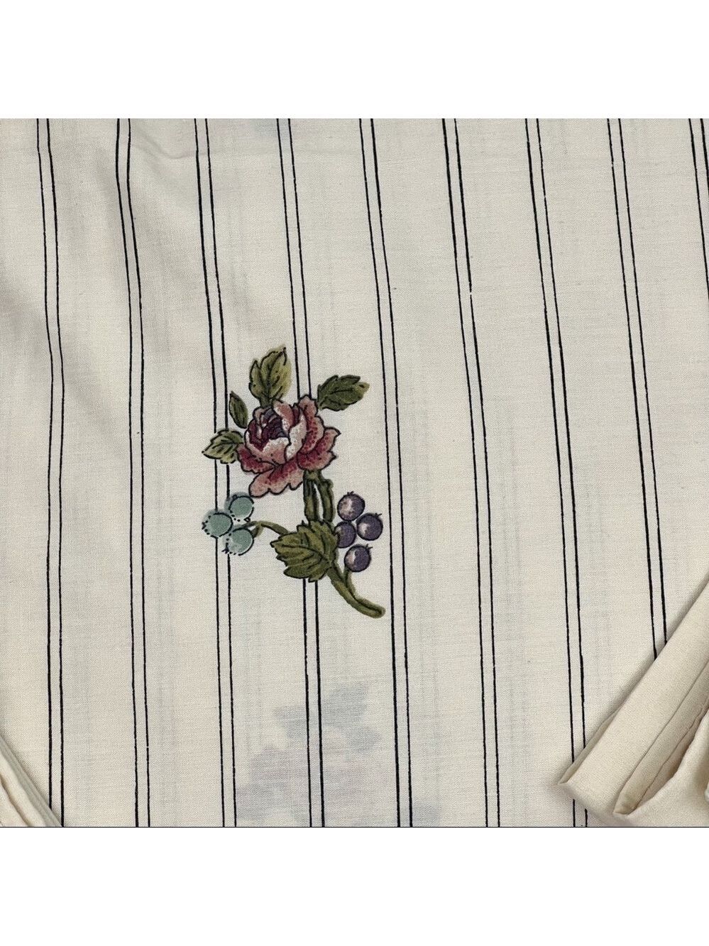GUC-80S Vntg Louis Nichole Complete Full Set Sheets/Shams Floral,Victorian, Lace - Picture 4 of 14